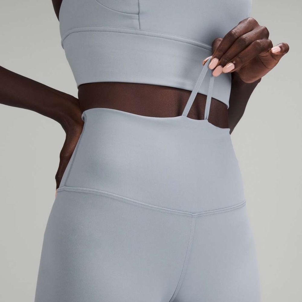 Lululemon Wunder Train High-Rise Tight 28" - Chambray